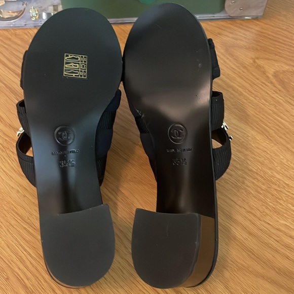 Brand new Chanel cloth Mules - Picture 6 of 10